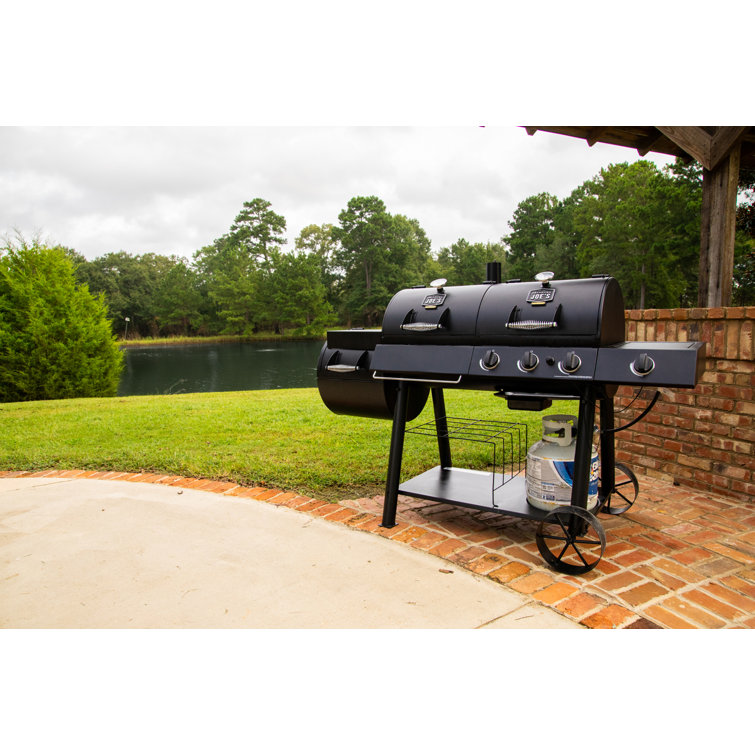 Oklahoma Joe's Offset Propane Portable 1060 Square Inches Smoker Grill